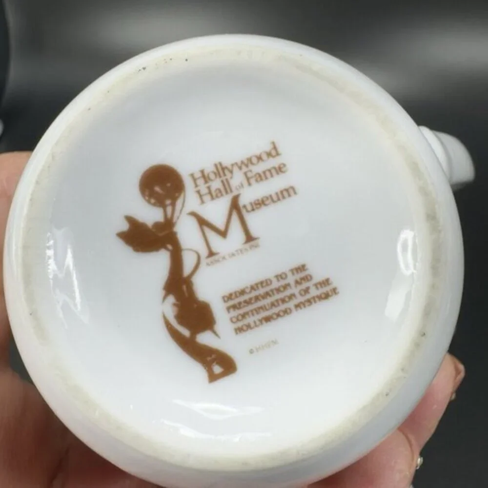 Vintage Hollywood Hall‎ of Fame Museum Porcelain Coffee Mug Cup Mae West Mug VTG